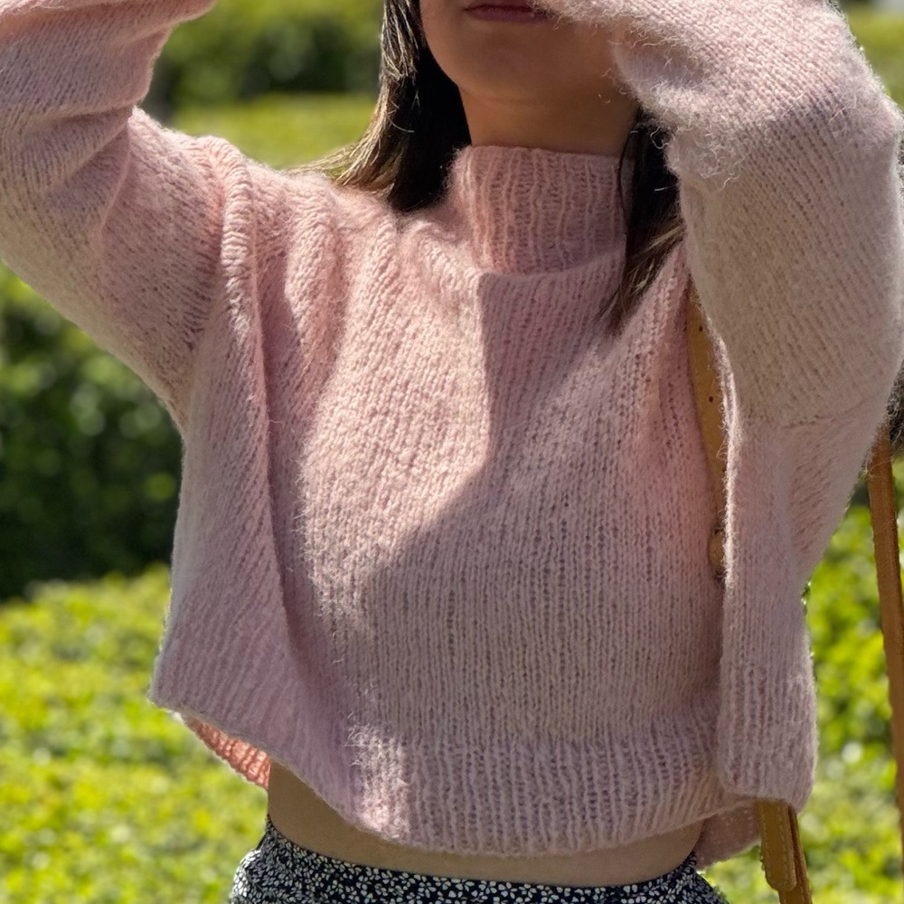 Hand knitted Alpaca Wool Pink Sweater